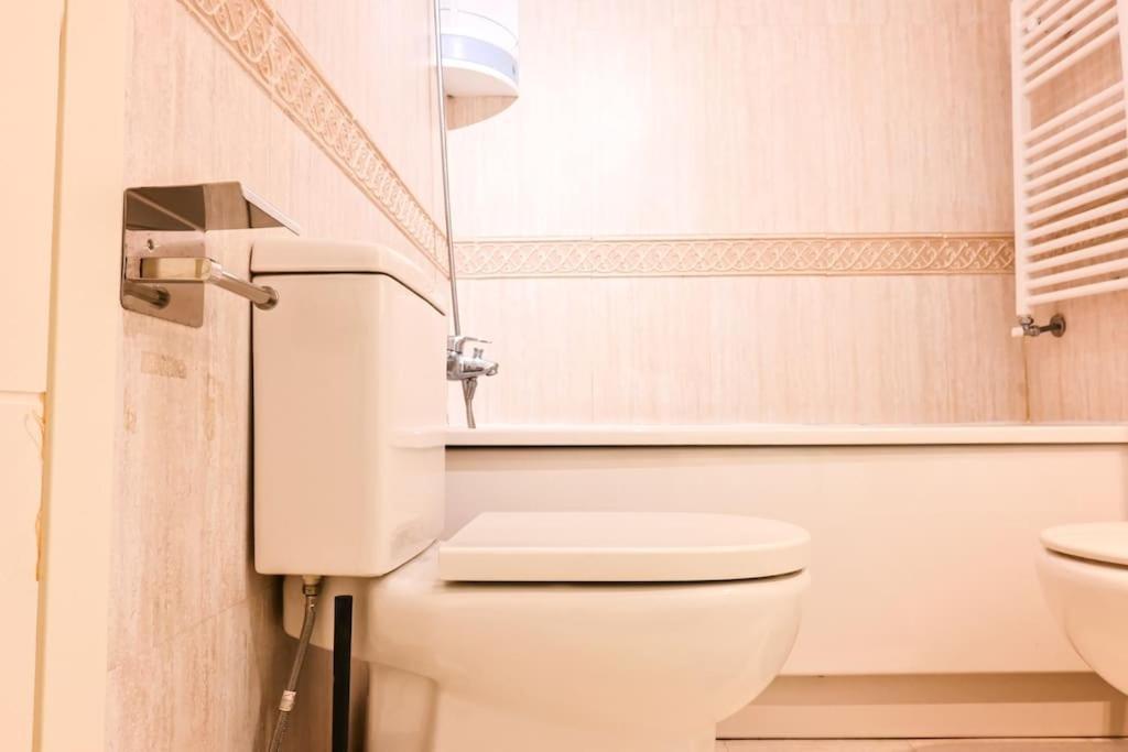Apartamento For Temporal Con Estilo Y Comodidad En Eros 14 *